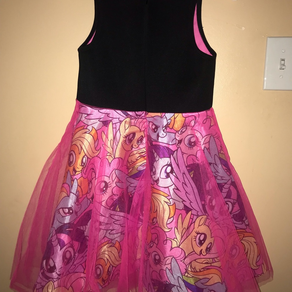 Girls dress